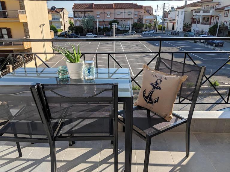 Happy Anchor Apartments Kallithea  Екстериор снимка