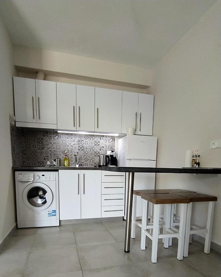 Happy Anchor Apartments Kallithea  Екстериор снимка