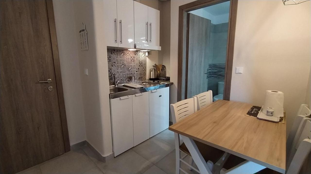 Happy Anchor Apartments Kallithea  Екстериор снимка