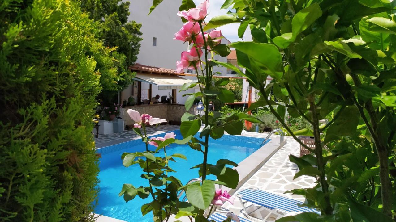 Happy Anchor Apartments Kallithea  Екстериор снимка
