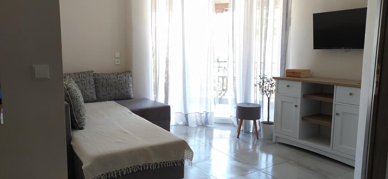 Happy Anchor Apartments Kallithea  Екстериор снимка