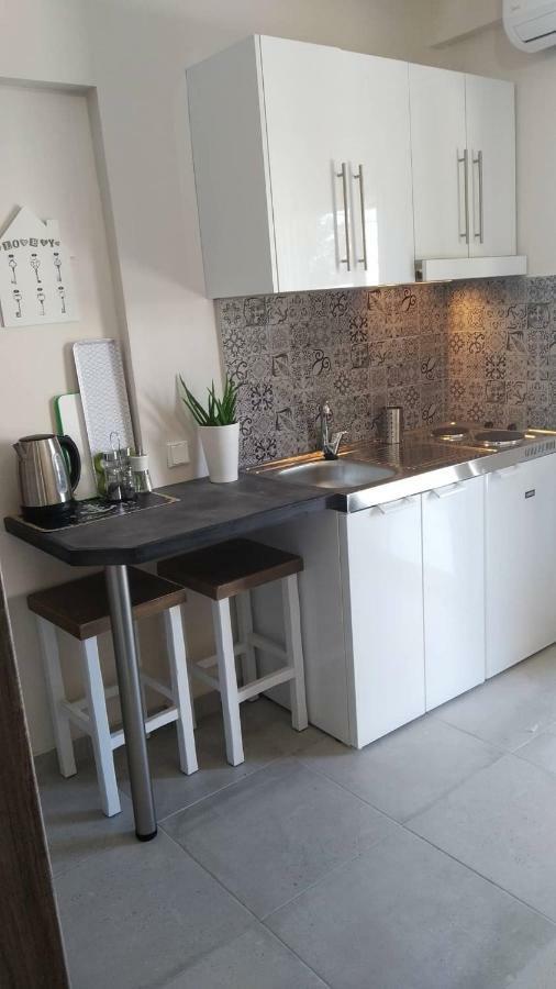 Happy Anchor Apartments Kallithea  Екстериор снимка