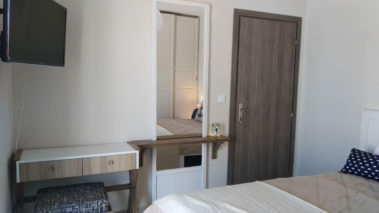 Happy Anchor Apartments Kallithea  Екстериор снимка
