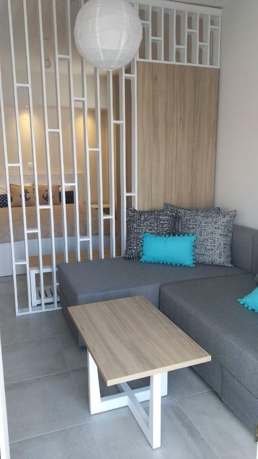 Happy Anchor Apartments Kallithea  Екстериор снимка