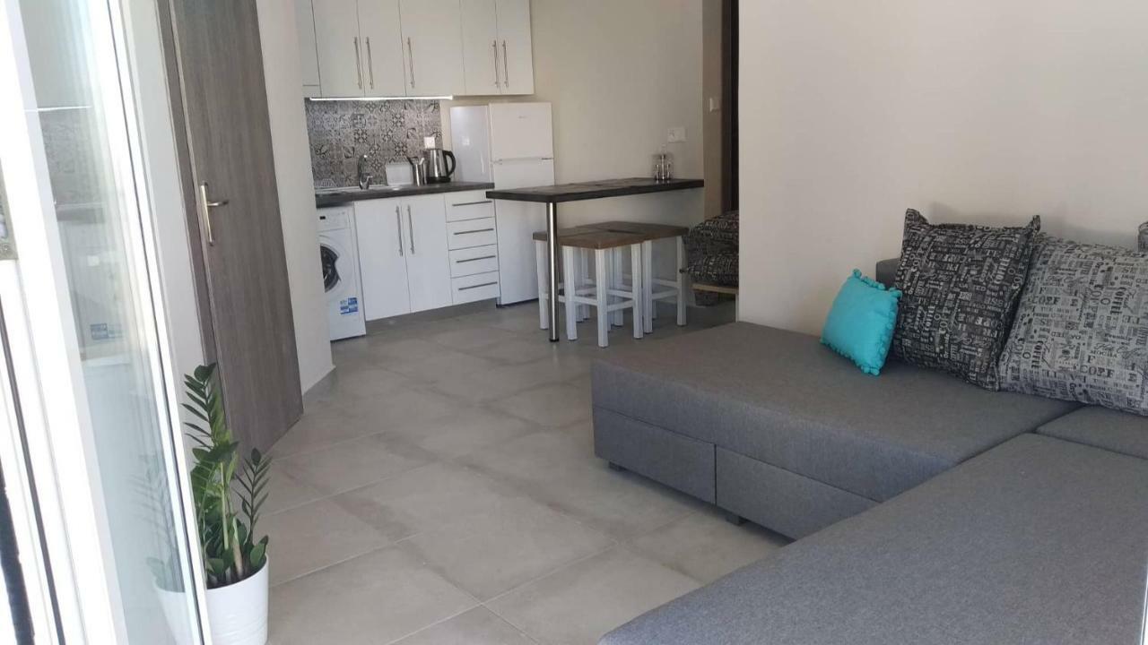 Happy Anchor Apartments Kallithea  Екстериор снимка