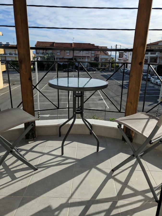 Happy Anchor Apartments Kallithea  Екстериор снимка